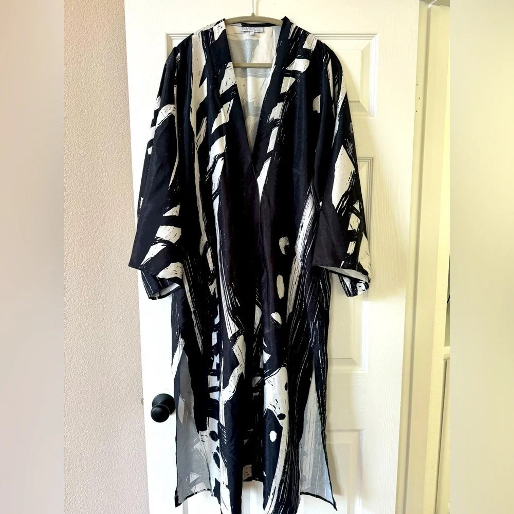 DIARRABlU Naim Maxi Dress
Size M (8-10) - Picture 2 of 15